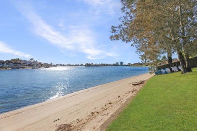 For Sale By Owner MERMAID WATERS, QLD 4218