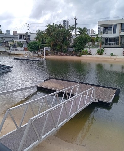 For Sale By Owner BROADBEACH WATERS, QLD 4218