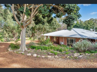 For Sale By Owner LAKE CLIFTON, WA 6215