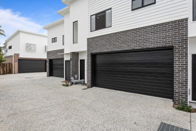 For Sale By Owner MORAYFIELD, QLD 4506