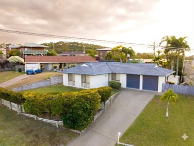For Sale By Owner CLINTON, QLD 4680