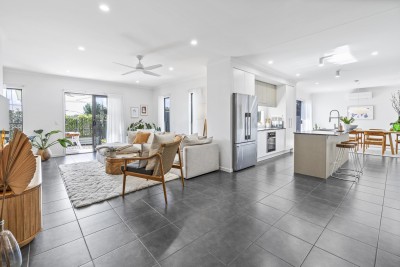 For Sale By Owner MERIDAN PLAINS, QLD 4551