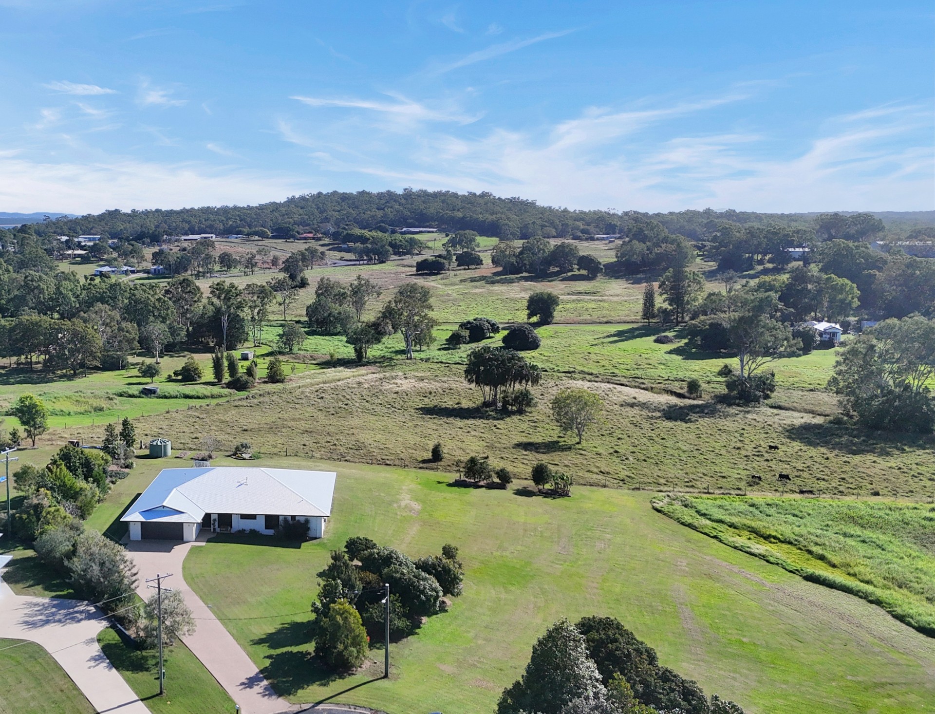 For Sale By Owner: 69 Leilani Terrace, Alligator Creek, QLD 4740