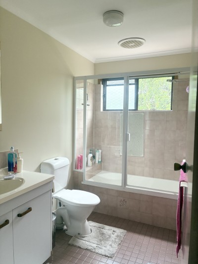 For Sale By Owner SPRINGWOOD, QLD 4127