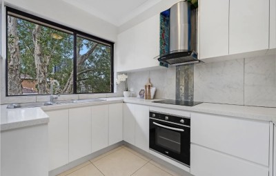 For Sale By Owner HURSTVILLE, NSW 2220