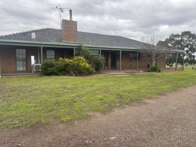 For Sale By Owner WHITTLESEA, VIC 3757