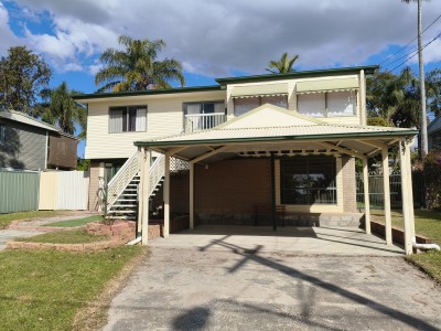 For Sale By Owner CRESTMEAD, QLD 4132