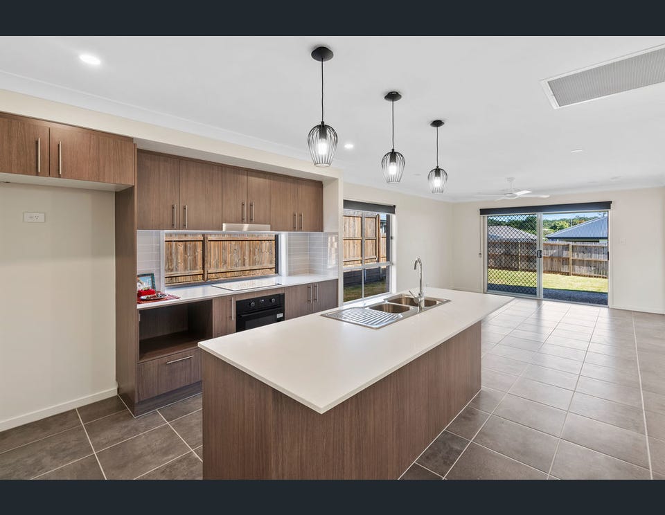 For Sale By Owner: 53 Tulip Tree Street, Park Ridge, QLD 4125