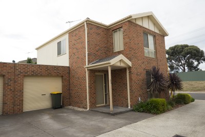 For Sale By Owner TAYLORS LAKES, VIC 3038