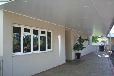 For Sale By Owner East Side, NT 0870