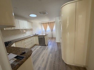 For Sale By Owner ORMOND, VIC 3204