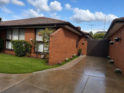 For Sale By Owner ORMOND, VIC 3204
