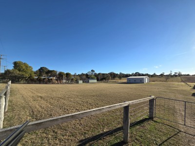 For Sale By Owner ROSENTHAL HEIGHTS, QLD 4370