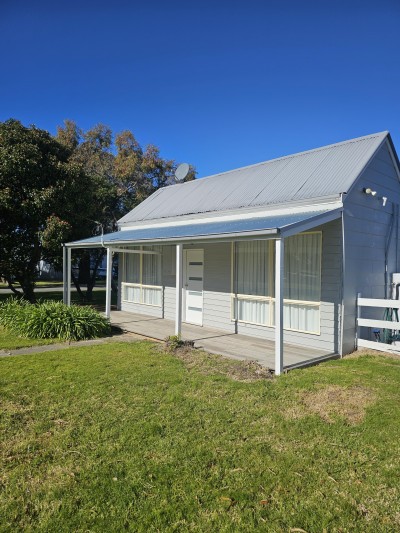 For Sale By Owner NEWMERELLA, VIC 3886