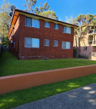 For Sale By Owner MERRYLANDS, NSW 2160
