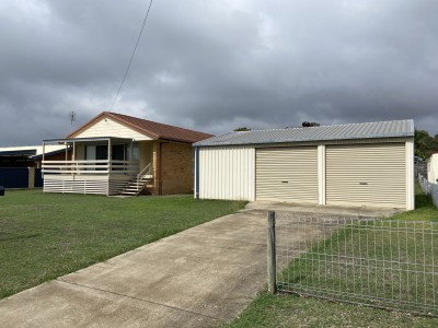For Sale By Owner BOYNE ISLAND, QLD 4680