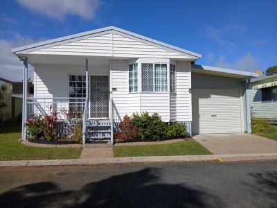 For Sale By Owner SCARNESS, QLD 4655