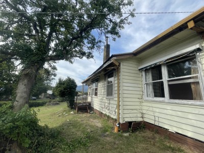 For Sale By Owner MOUNT BEAUTY, VIC 3699