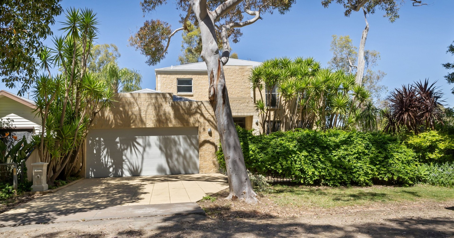 Private Sale Real Estate BENALLA, VIC 3672