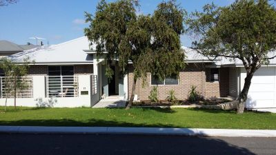 For Sale By Owner ALFRED COVE, WA 6154