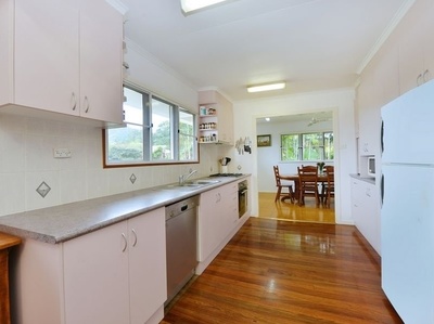 For Sale By Owner WHITFIELD, QLD 4870