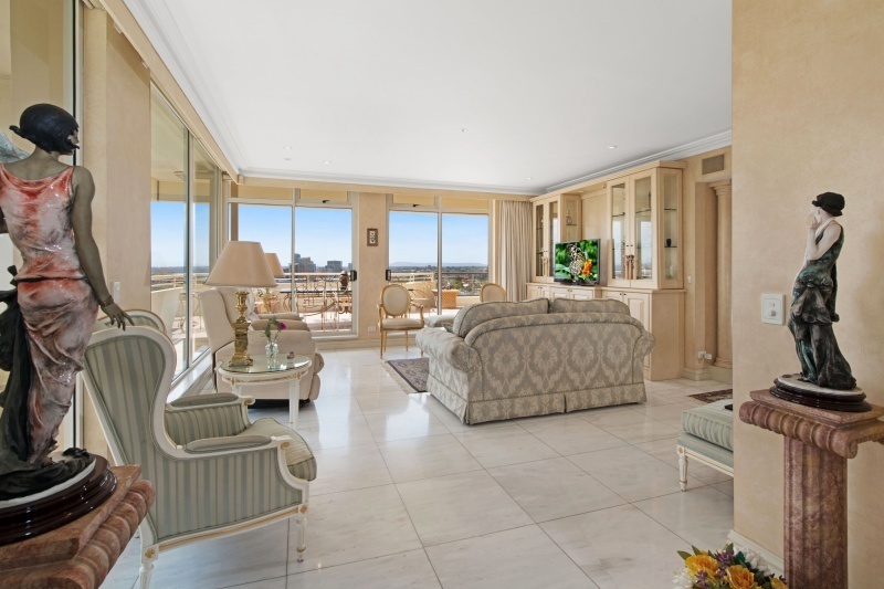 For Sale By Owner Melbourne VIC 3004 1901/469 St Kilda Road