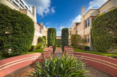 For Sale By Owner PARKVILLE, VIC 3052
