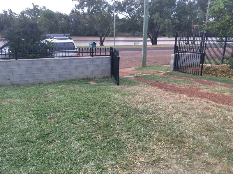 For Rent By Owner:: St George, QLD 4487