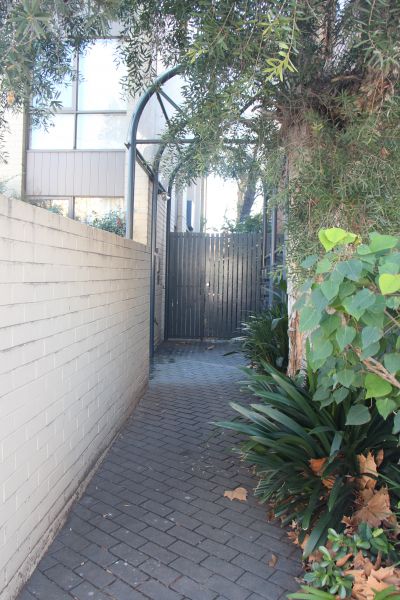 For Sale By Owner FITZROY NORTH, VIC 3068