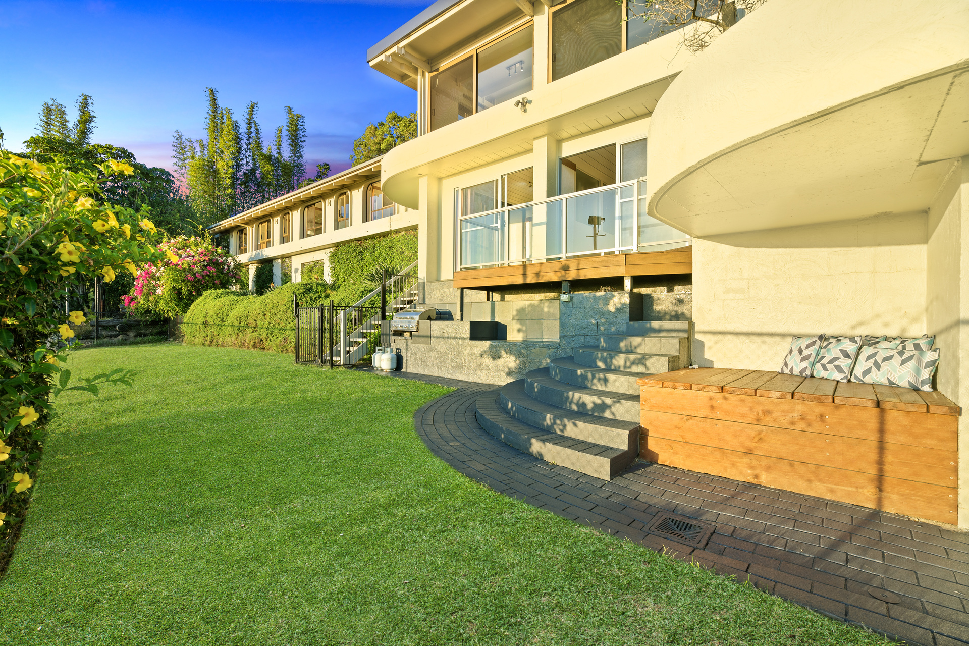 For Sale By Owner Tallai QLD 4213 31 Red Oak Drive