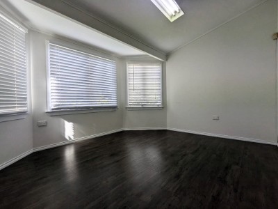 For Sale By Owner SCARNESS, QLD 4655