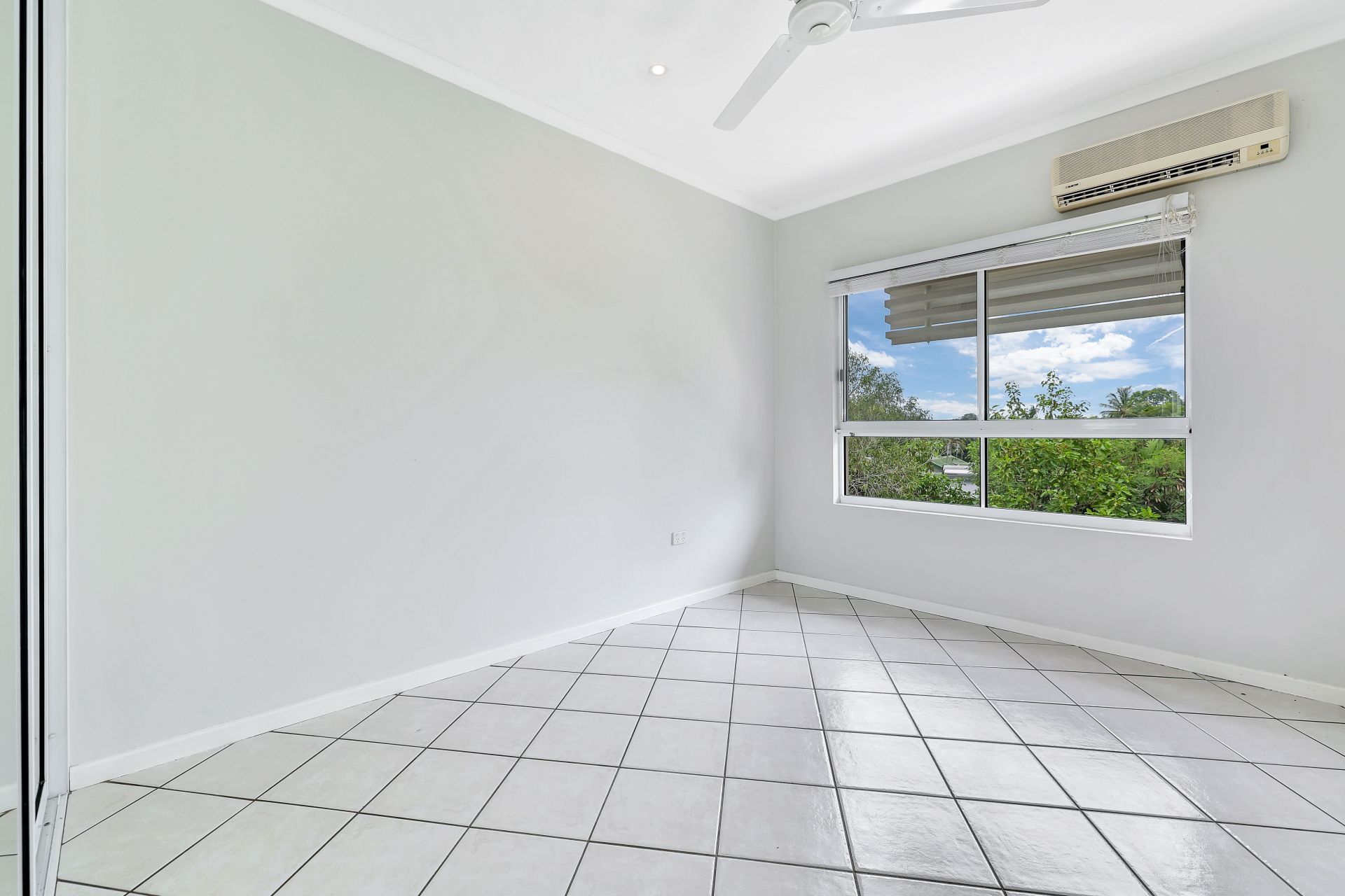 For Sale By Owner Darwin NT 0800 20/102 McMinn Street