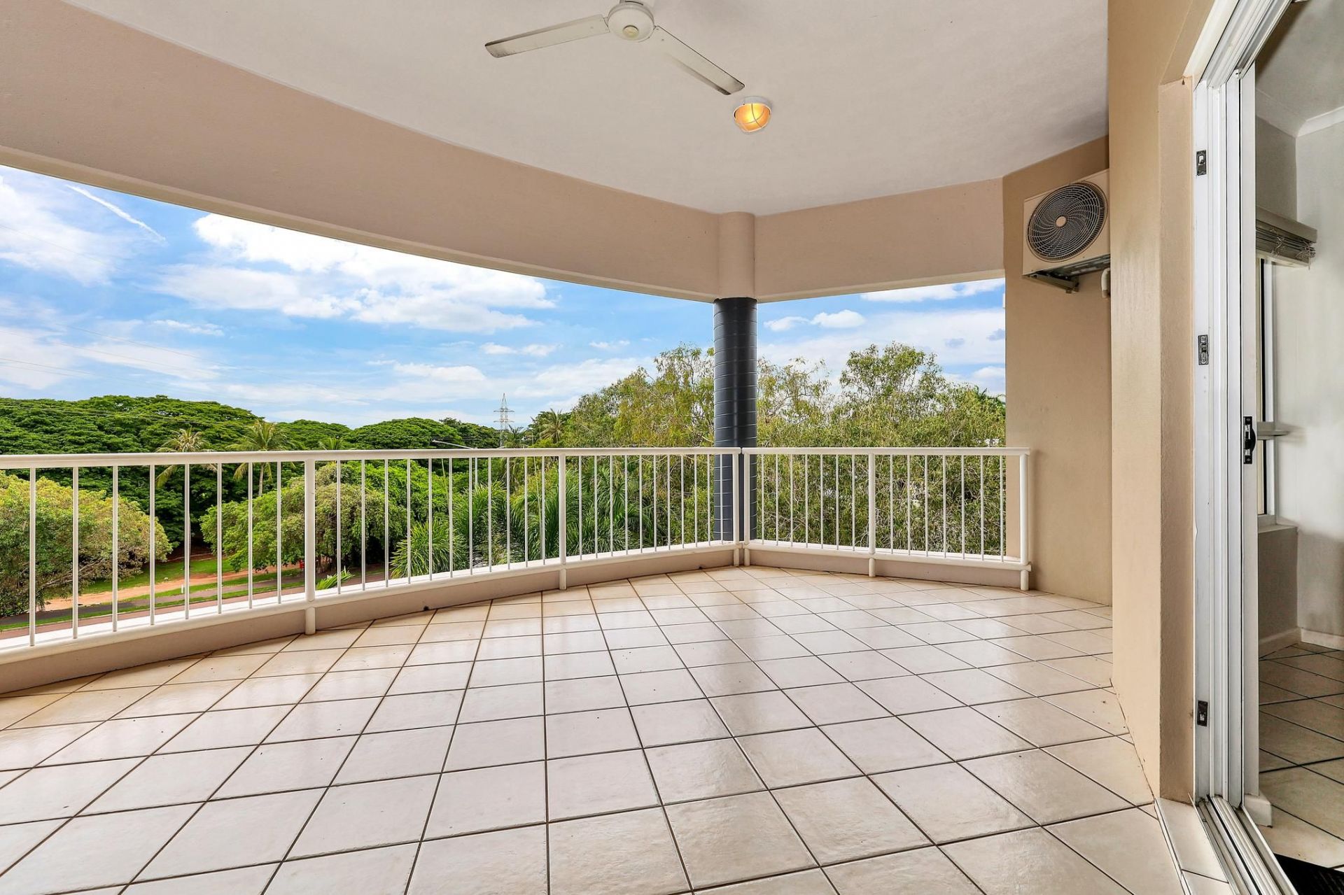 For Sale By Owner Darwin NT 0800 20/102 McMinn Street
