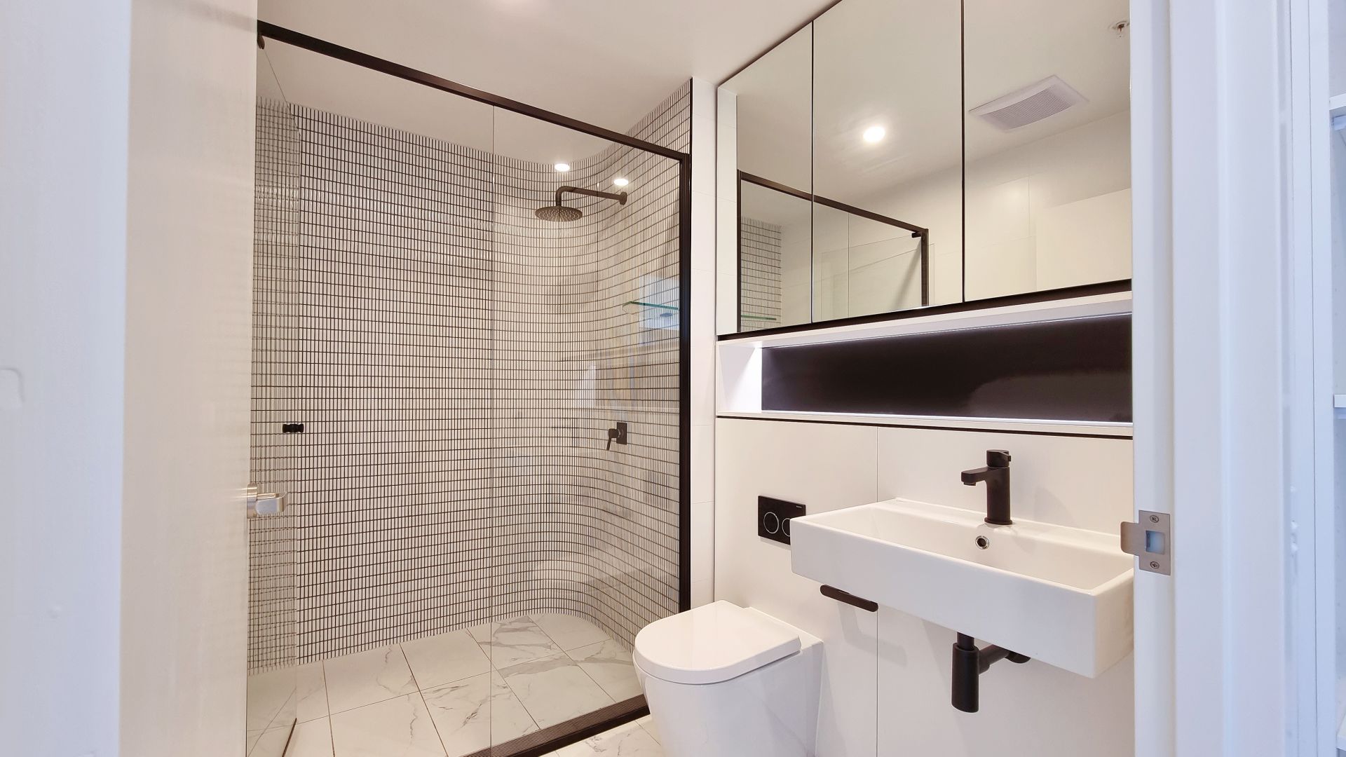 For Sale By Owner Melrose Park NSW 2114 302/2c Wharf Road