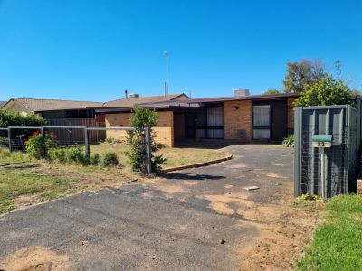 For Sale By Owner DUBBO, NSW 2830