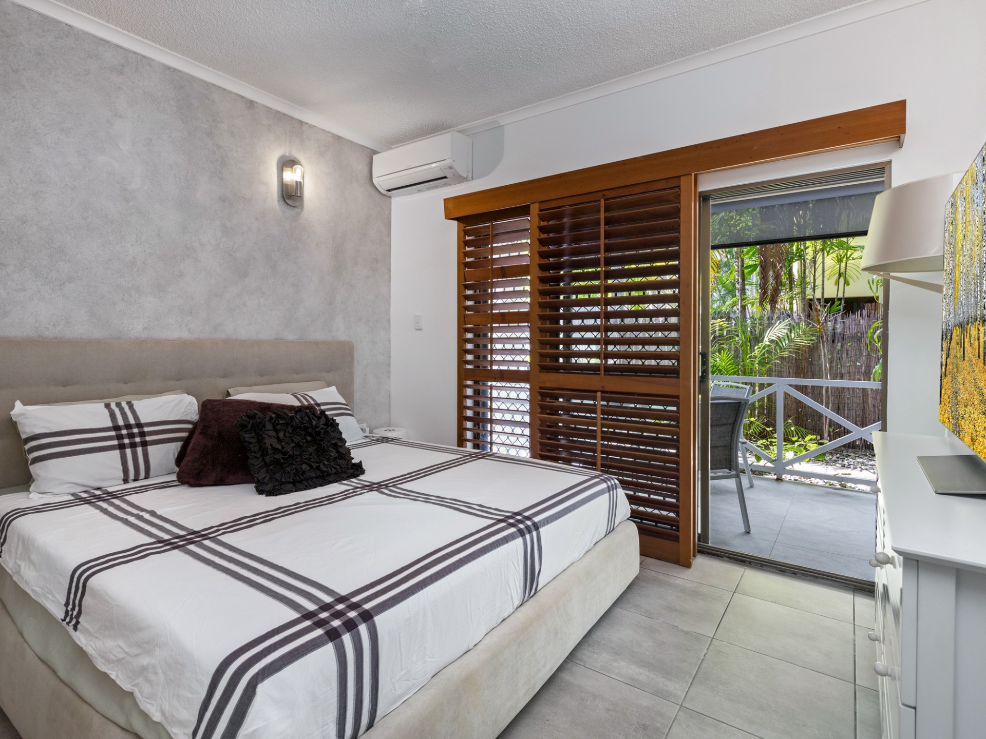 For Sale By Owner Palm Cove QLD 4879 1/27 Amphora Street