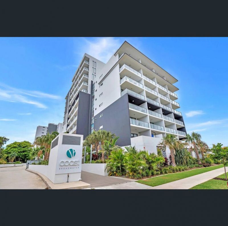 Private Rental 202/17 Bath St, Labrador, QLD 4215